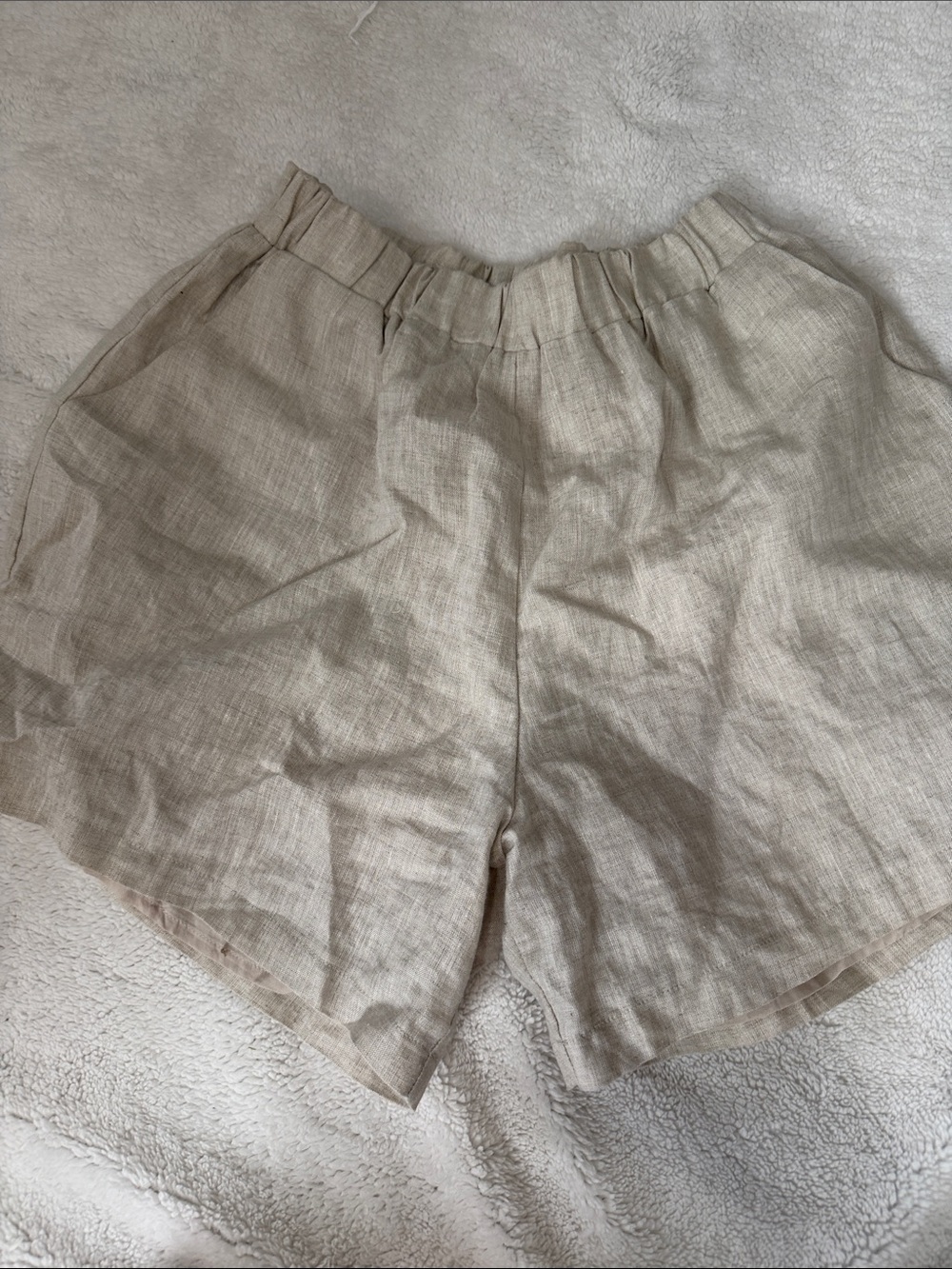 Women’s High-Waist Linen Blend Shorts in Light Beige